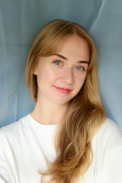 Hannah Sherman with camera